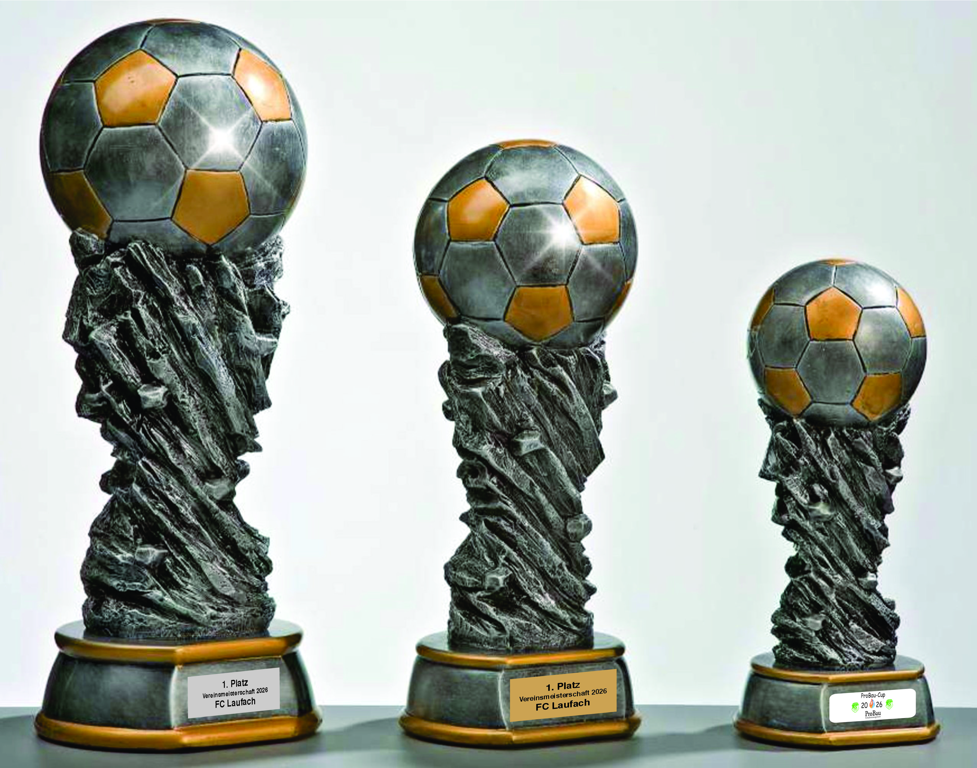 Resinfigur Fußball Weltpokal silber/gold